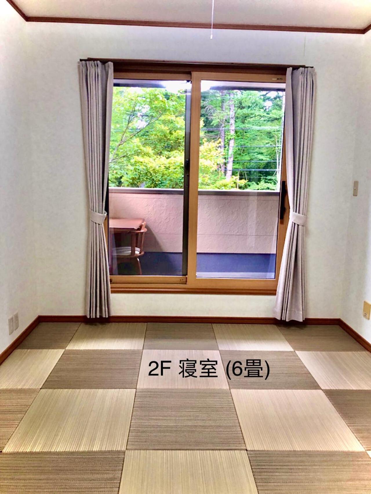 Holiday home 北軽井沢おもちゃ王国車5分 1棟貸切 107平米3ldk 雨もbbq可能 小学生無料 Kitakaruizawa